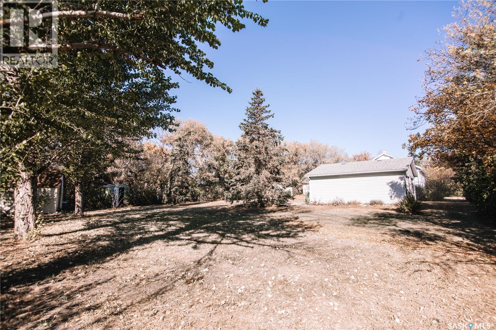 414 10th Avenue Nw, Moose Jaw, Saskatchewan  S6H 4K5 - Photo 37 - SK019826