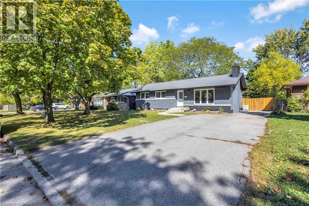7 Swan Drive, St. Catharines, Ontario  L2T 2C2 - Photo 1 - 40776163