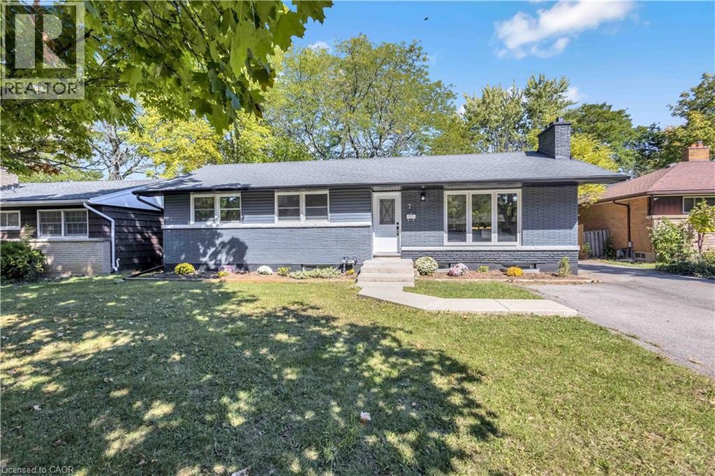 7 Swan Drive, St. Catharines, Ontario  L2T 2C2 - Photo 2 - 40776163