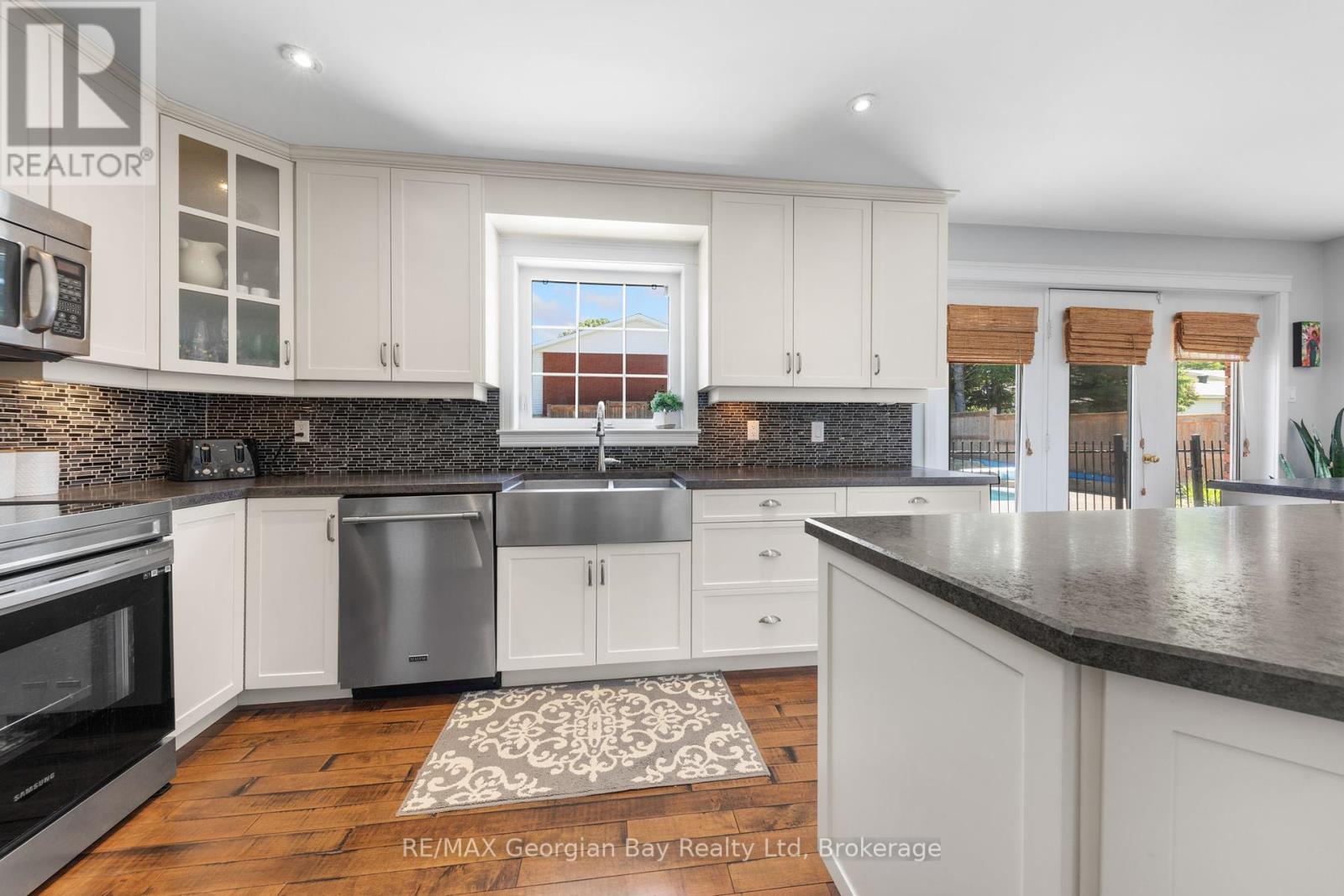 51 Payette Drive, Penetanguishene, Ontario  L9M 1H5 - Photo 14 - S12442644