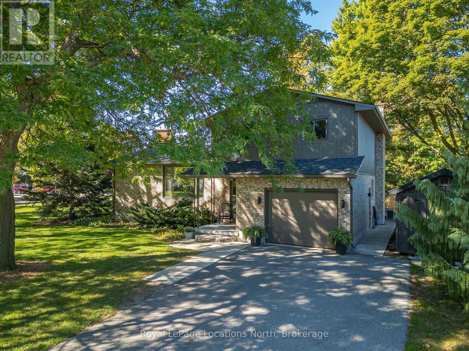 31 Brock Crescent, Collingwood, Ontario  L9Y 4A4 - Photo 2 - S12442713