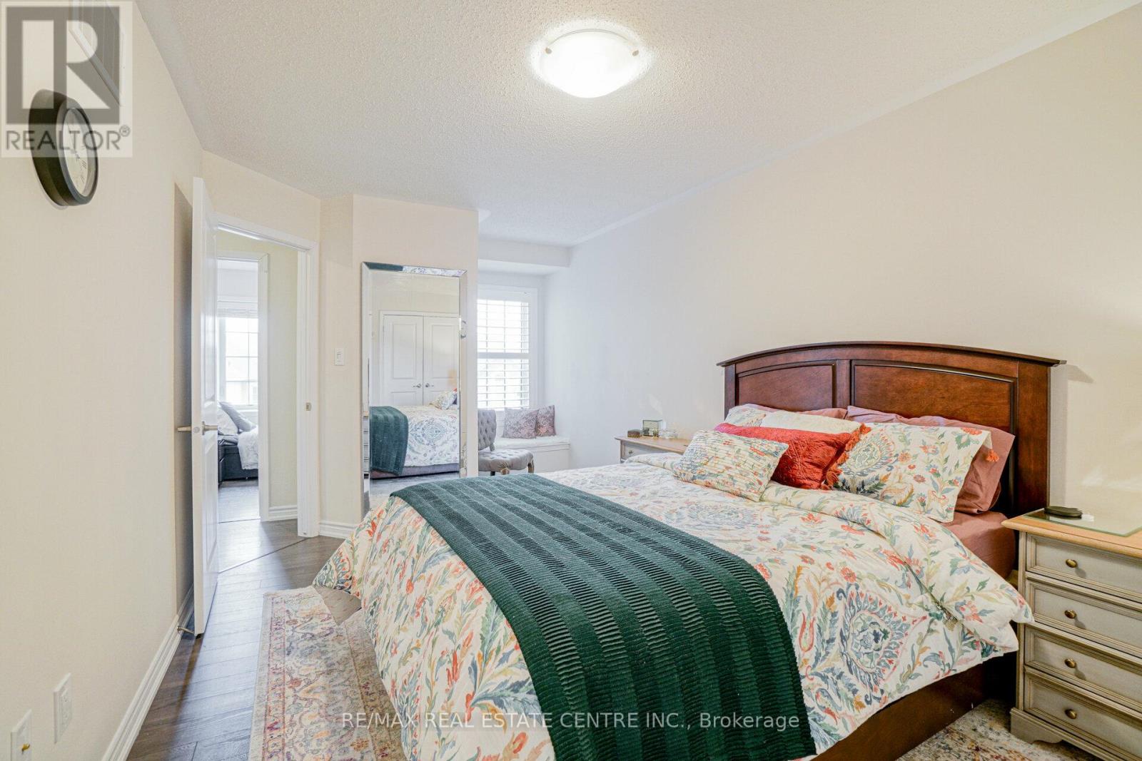 224 Sarah Cline Drive, Oakville, Ontario  L6M 0V3 - Photo 22 - W12442360