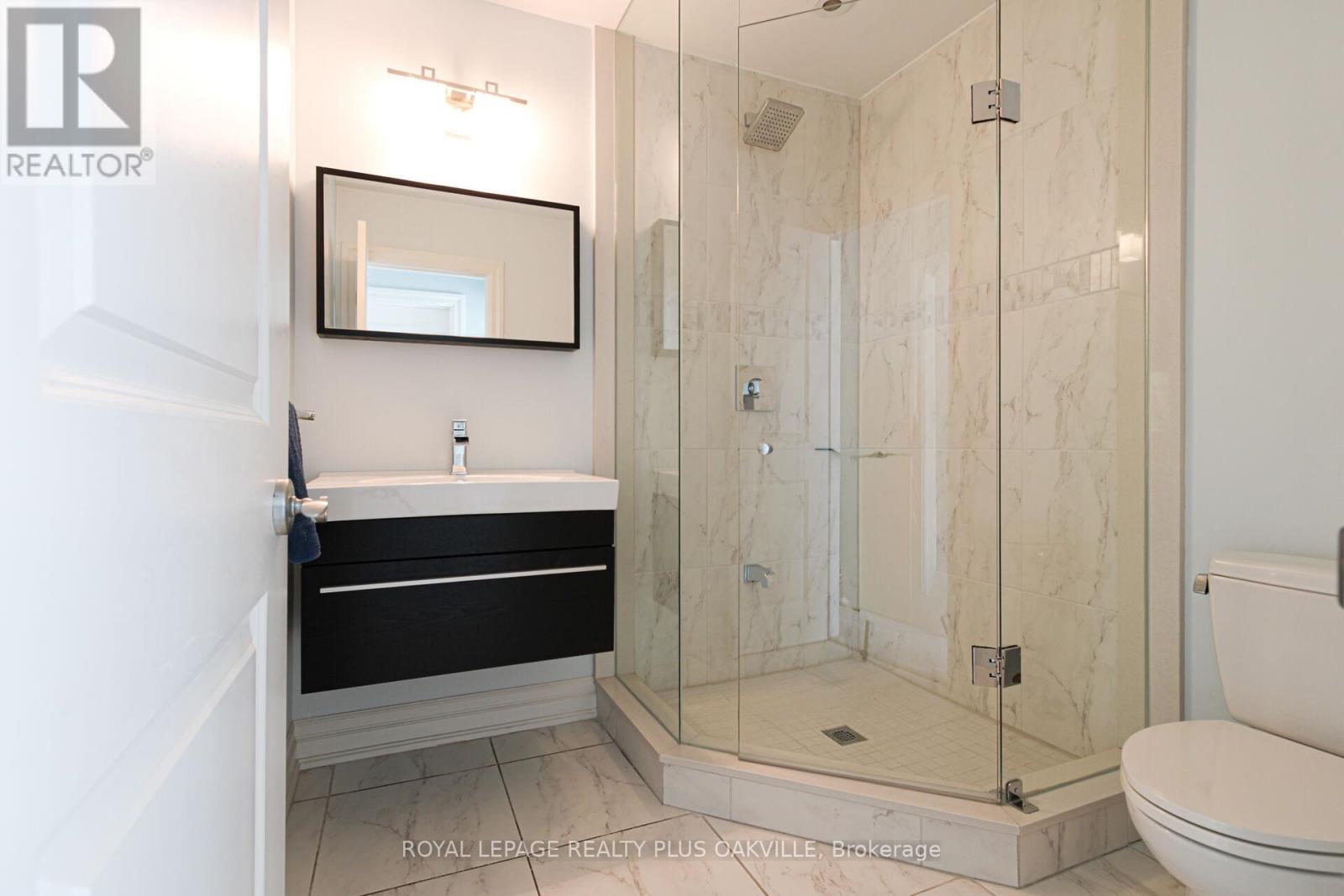 2060 Water's Edge Drive, Oakville (Br Bronte), Ontario  L6L 1A4 - Photo 21 - W12442376