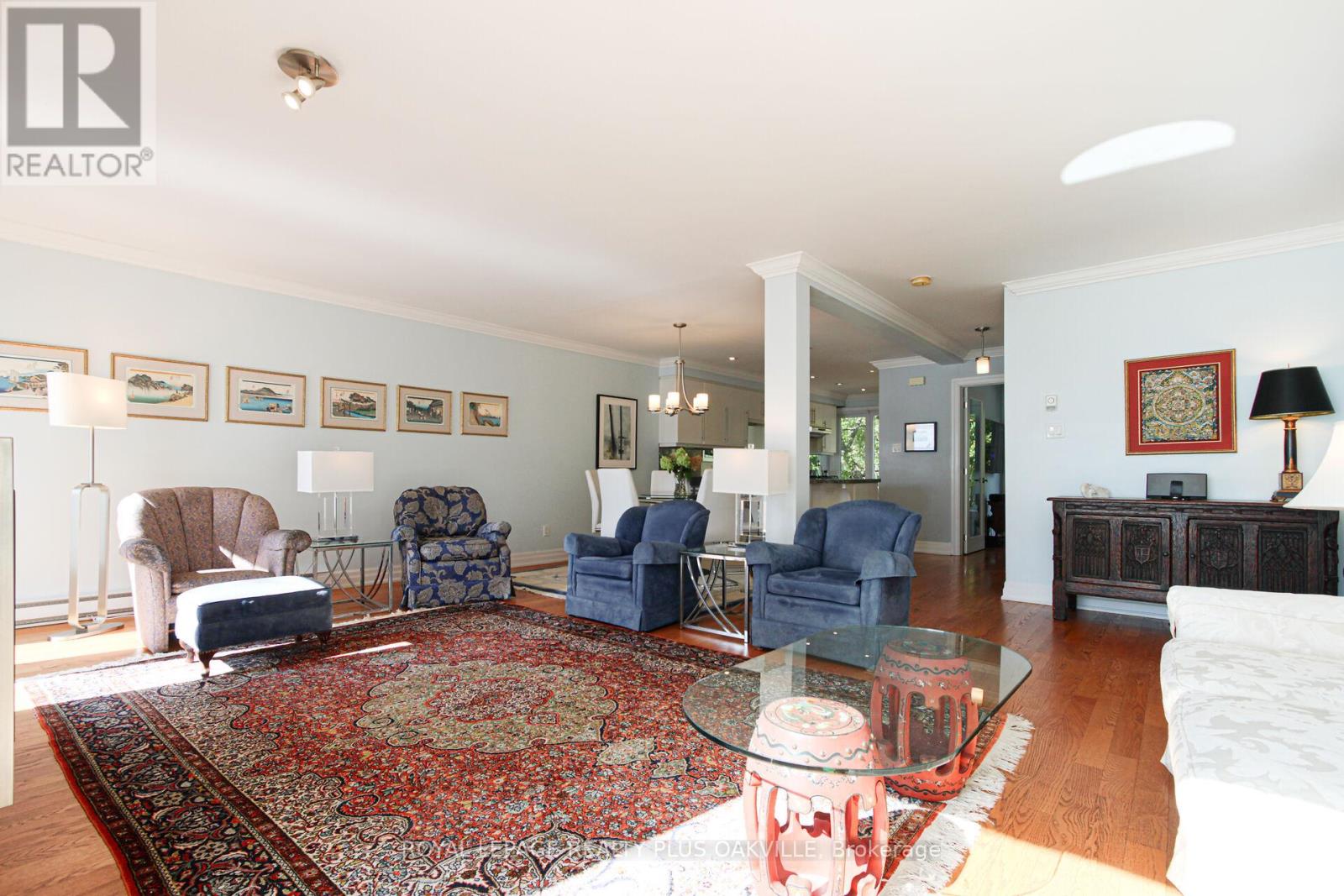 2060 Water's Edge Drive, Oakville (Br Bronte), Ontario  L6L 1A4 - Photo 8 - W12442376