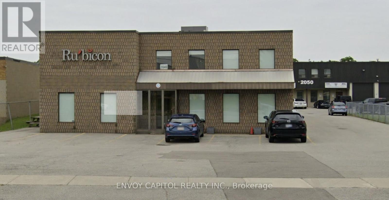 2040 Speers Road, Oakville (Qe Queen Elizabeth), Ontario  L6L 2X8 - Photo 1 - W12442380