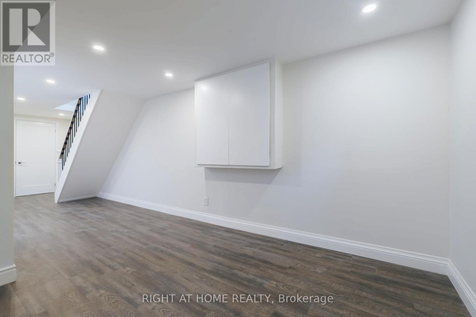 Lower - 2668 Hollington Crescent, Mississauga, Ontario  L5K 1E7 - Photo 17 - W12442409
