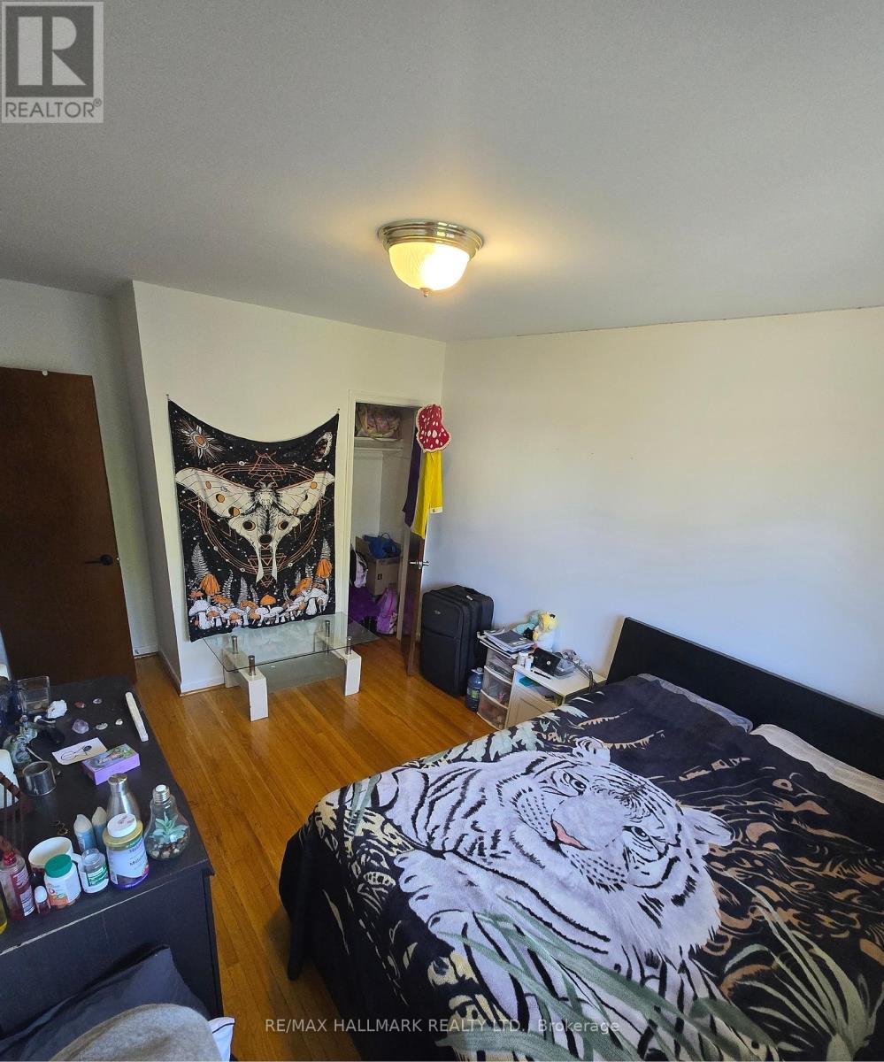 8 Hucknall Road, Toronto, Ontario  M3J 1V8 - Photo 10 - W12442418