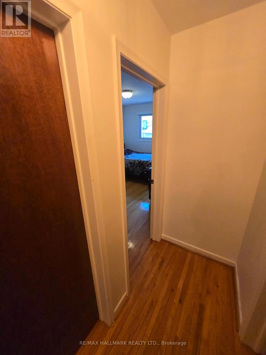8 Hucknall Road, Toronto, Ontario  M3J 1V8 - Photo 8 - W12442418