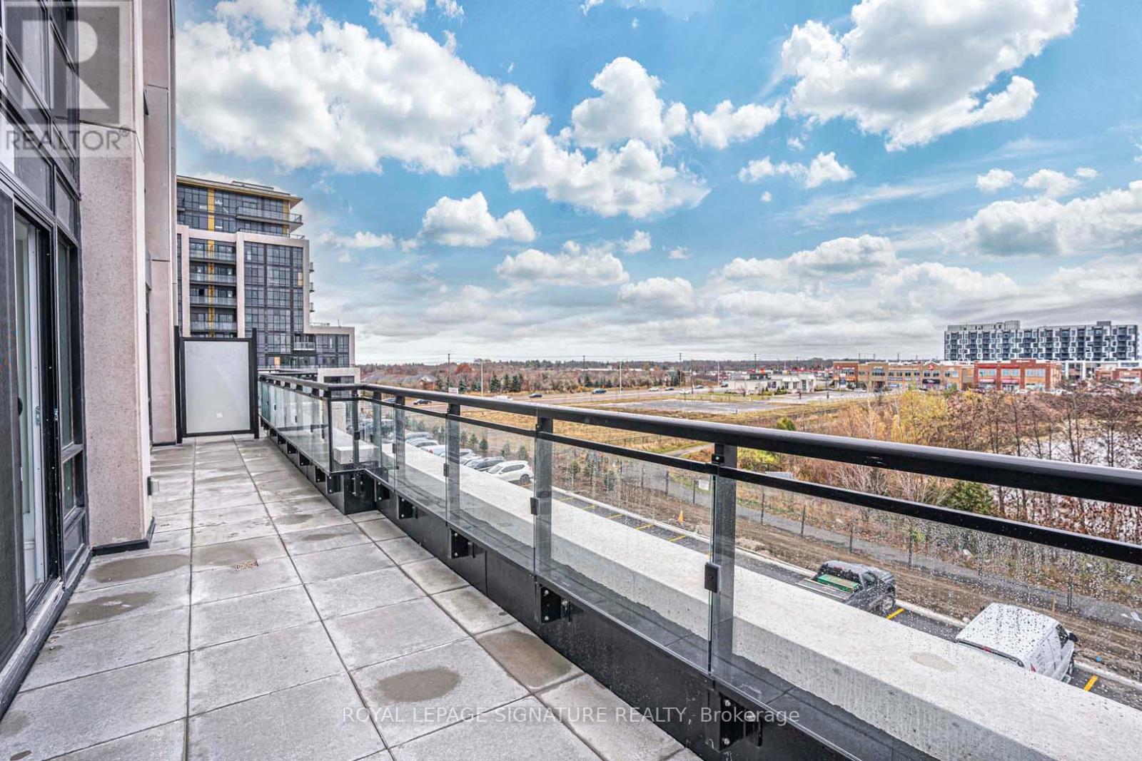 310 - 405 Dundas Street W, Oakville, Ontario  L6M 5P9 - Photo 26 - W12442428