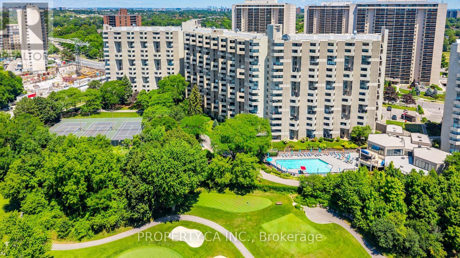 E35 - 300 Mill Road, Toronto (Markland Wood), Ontario  M9C 4W7 - Photo 1 - W12442438