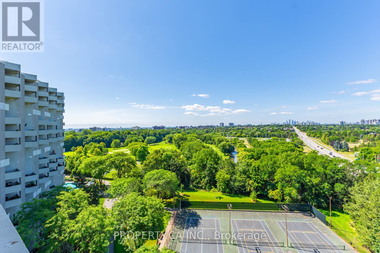 E35 - 300 Mill Road, Toronto (Markland Wood), Ontario  M9C 4W7 - Photo 10 - W12442438