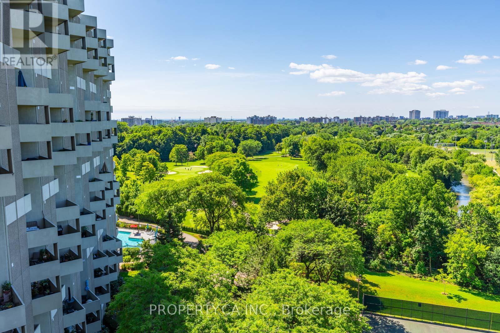 E35 - 300 Mill Road, Toronto (Markland Wood), Ontario  M9C 4W7 - Photo 18 - W12442438