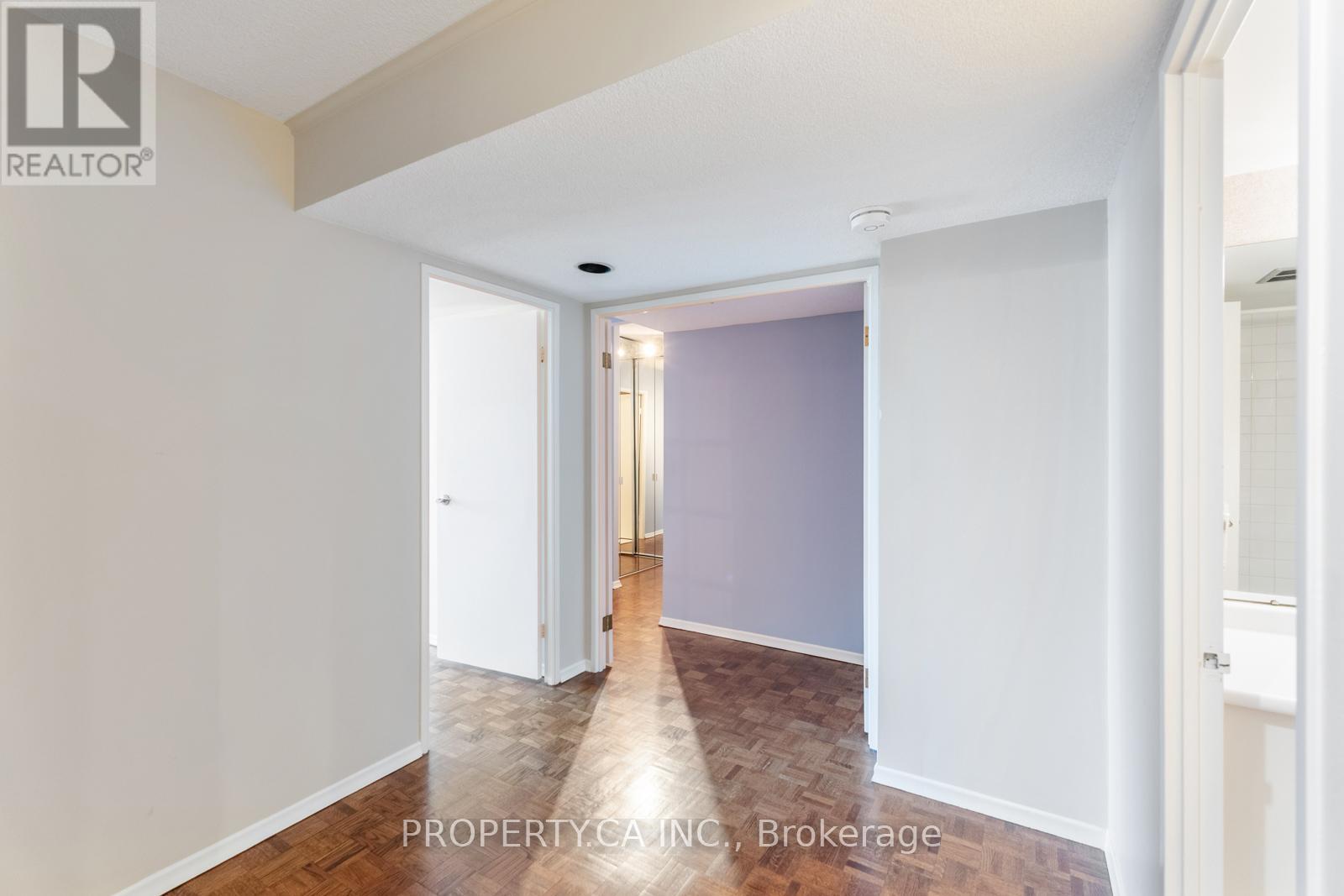 E35 - 300 Mill Road, Toronto (Markland Wood), Ontario  M9C 4W7 - Photo 26 - W12442438
