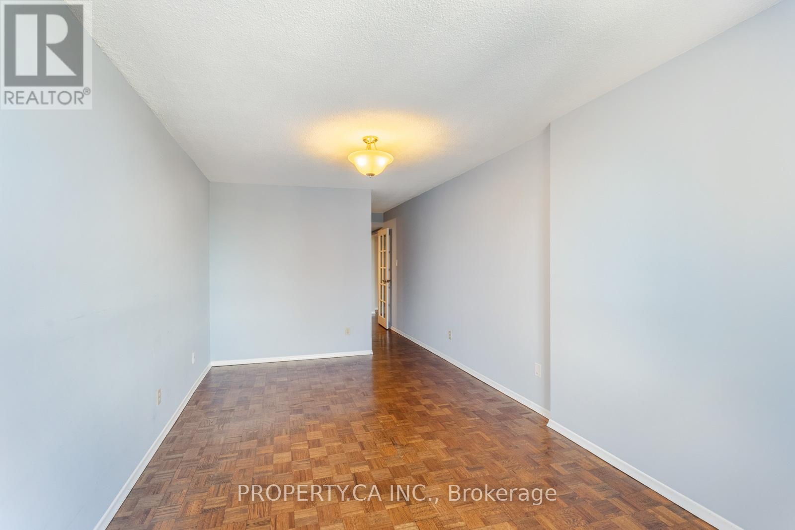 E35 - 300 Mill Road, Toronto (Markland Wood), Ontario  M9C 4W7 - Photo 33 - W12442438