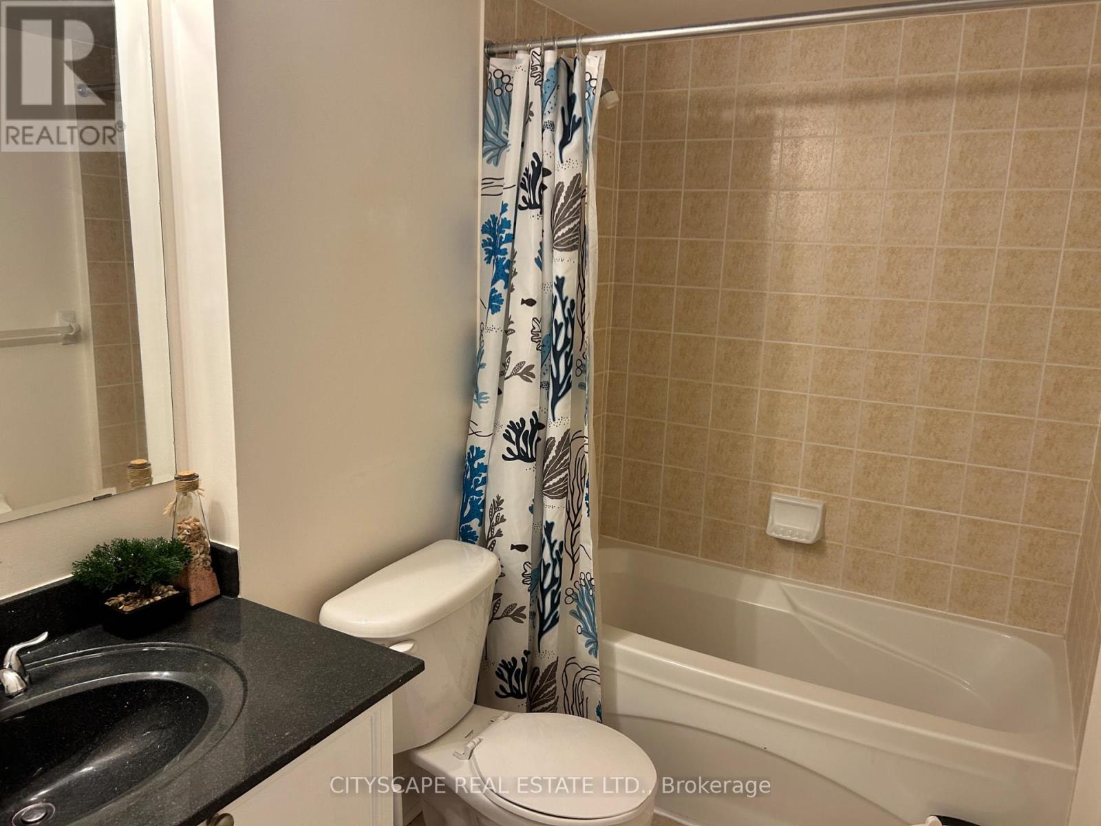 2 - 600 Shoreline Drive, Mississauga, Ontario  L5B 0A8 - Photo 11 - W12442439