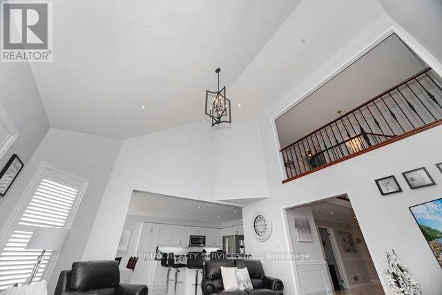 8 Barnes Court, Brampton (Snelgrove), Ontario  L7A 1J1 - Photo 21 - W12442457