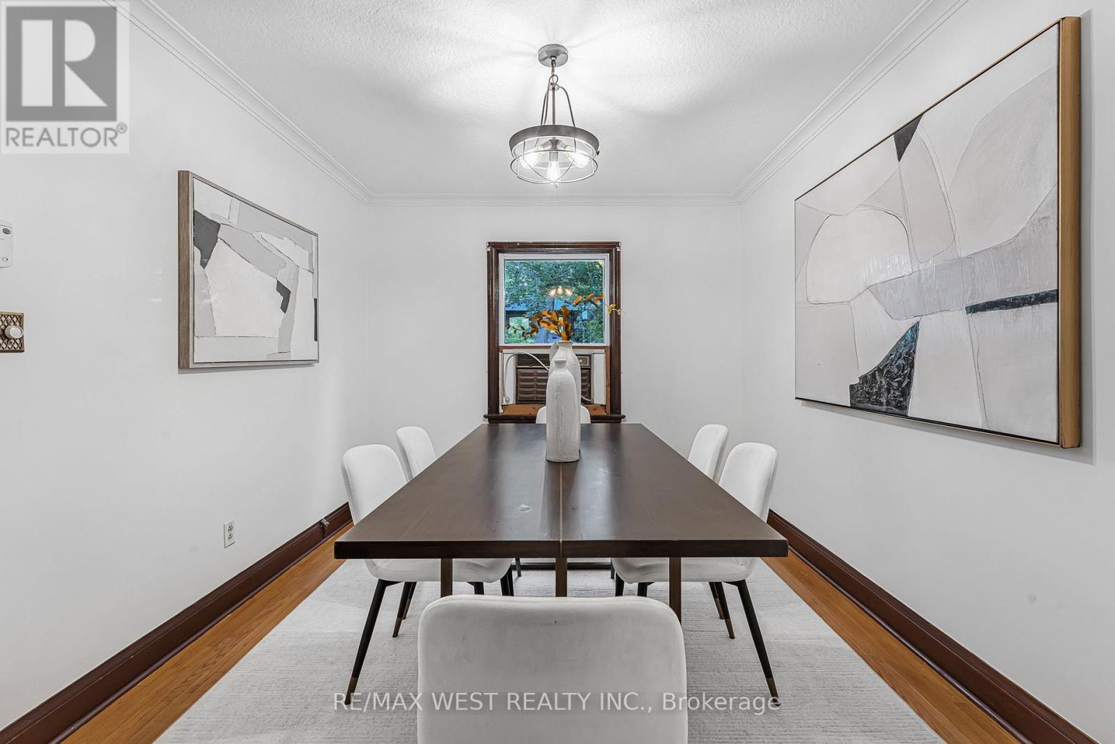 215 Jane Street, Toronto (Runnymede-Bloor West Village), Ontario  M6S 3Y8 - Photo 9 - W12442477