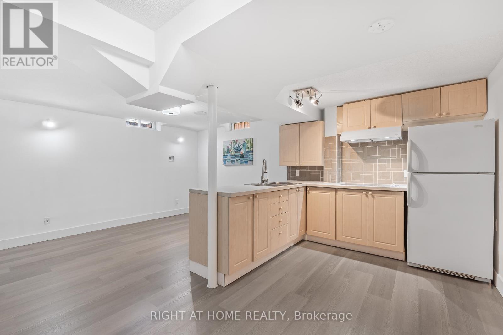 55 Cowan Road N, Brampton (Brampton West), Ontario  L6X 2P9 - Photo 18 - W12442487