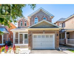 8 Twin Pines Crescent, Brampton (Northwest Sandalwood Parkway), Ca
