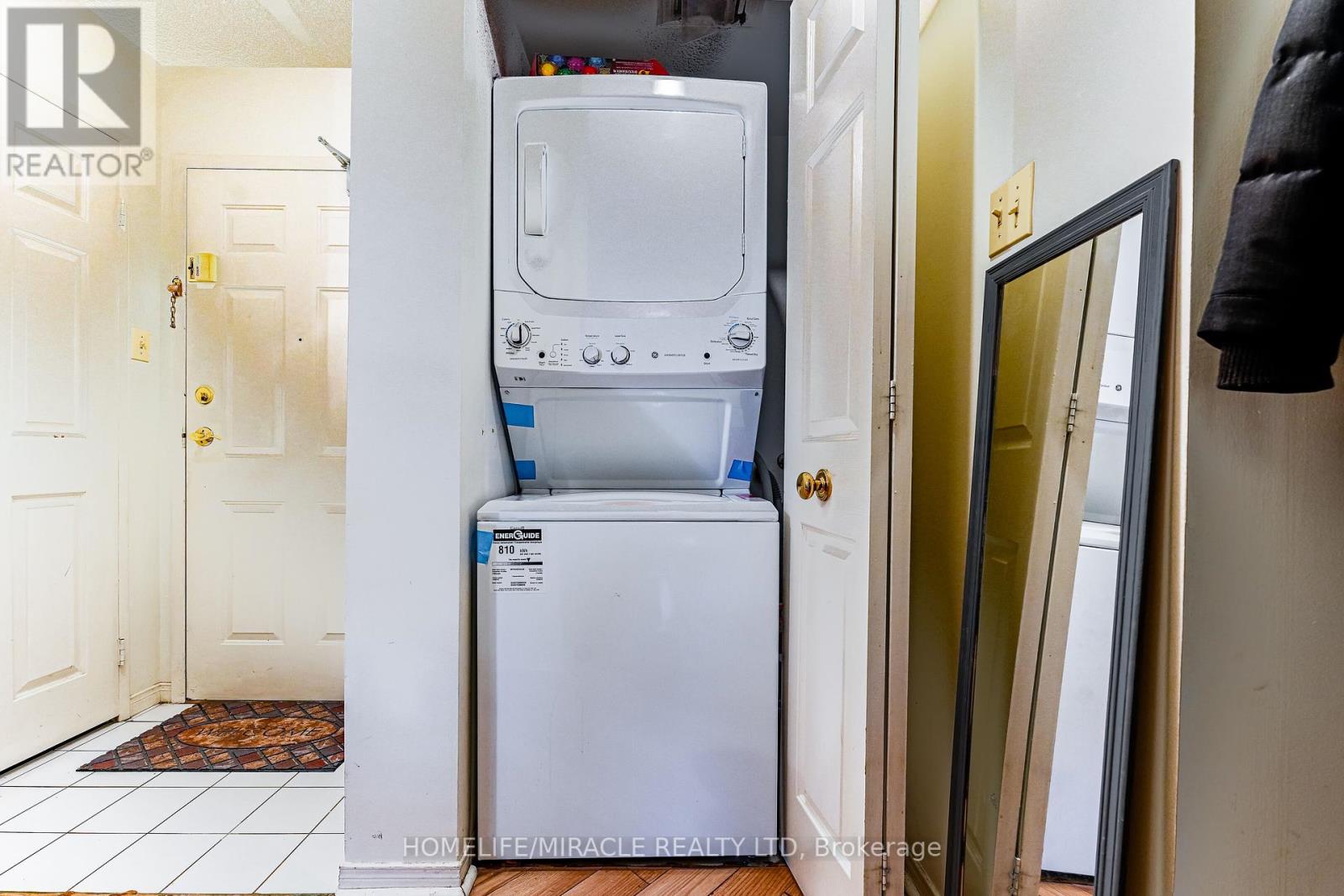318 - 250 Webb Drive, Mississauga (City Centre), Ontario  L6P 1Y9 - Photo 21 - W12442516