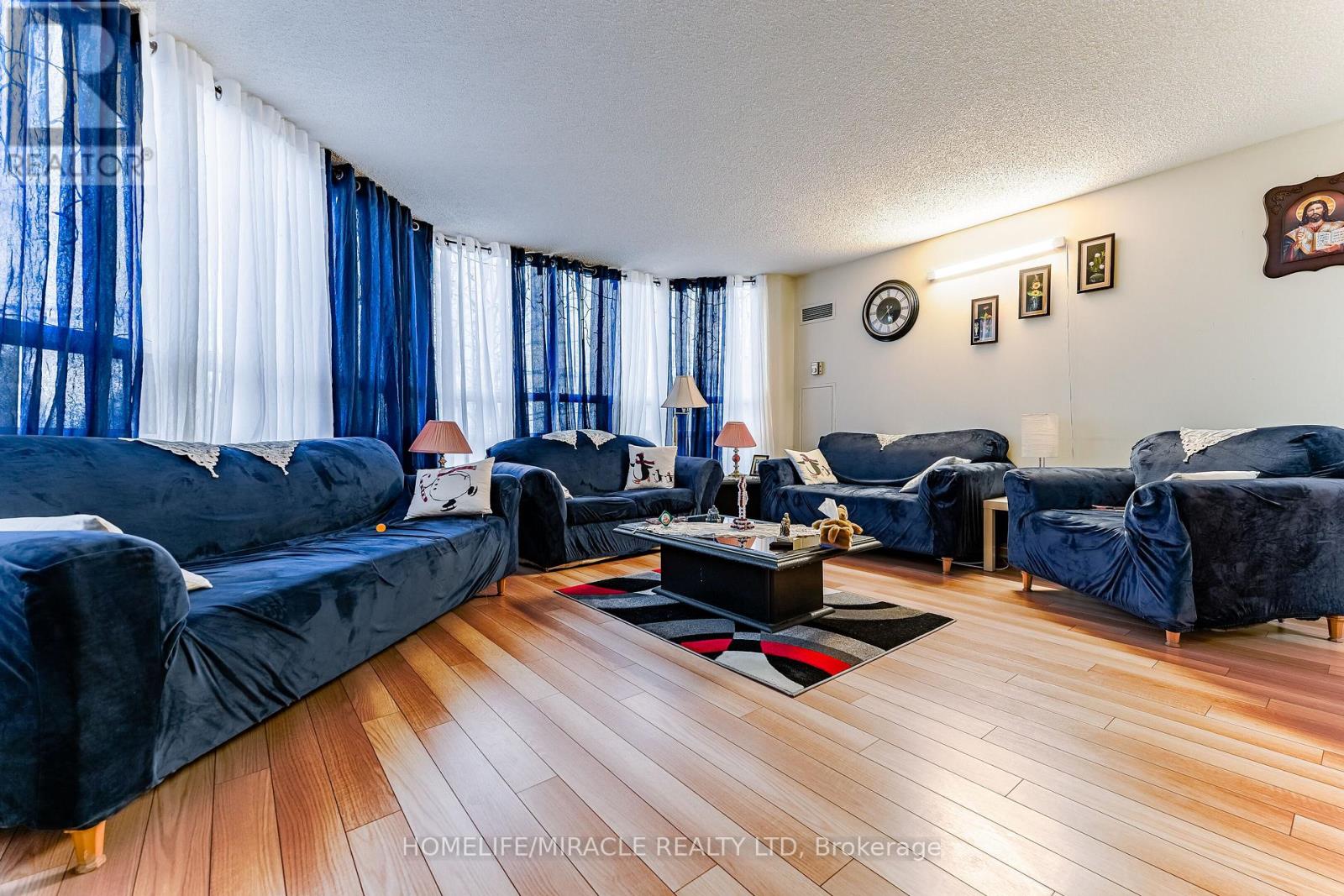 318 - 250 Webb Drive, Mississauga (City Centre), Ontario  L6P 1Y9 - Photo 27 - W12442516