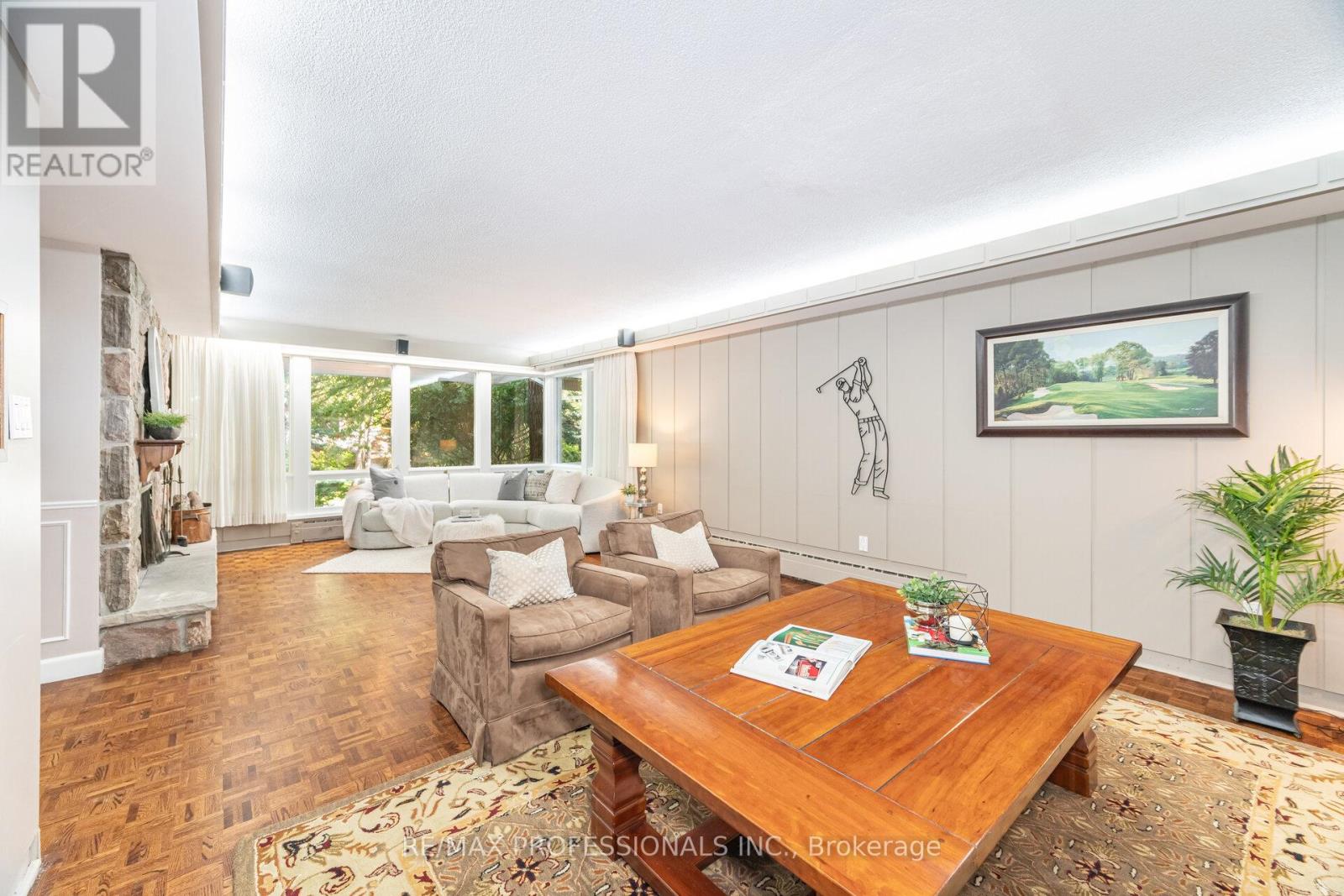 32 Edenbrook Hill, Toronto (Edenbridge-Humber Valley), Ontario  M9A 3Z6 - Photo 12 - W12442517