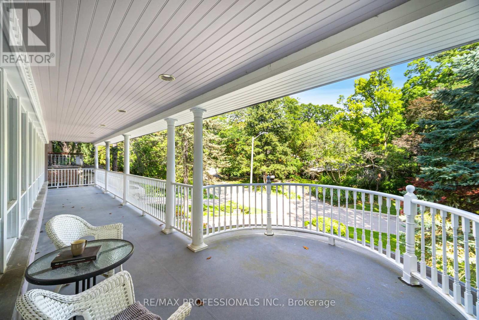 32 Edenbrook Hill, Toronto (Edenbridge-Humber Valley), Ontario  M9A 3Z6 - Photo 20 - W12442517