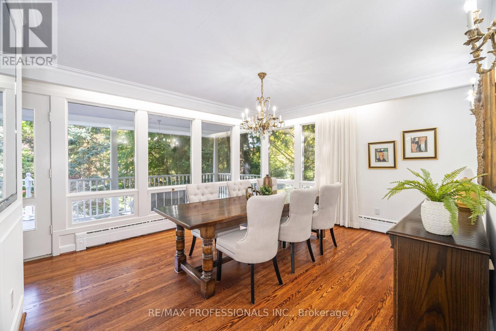 32 Edenbrook Hill, Toronto (Edenbridge-Humber Valley), Ontario  M9A 3Z6 - Photo 21 - W12442517