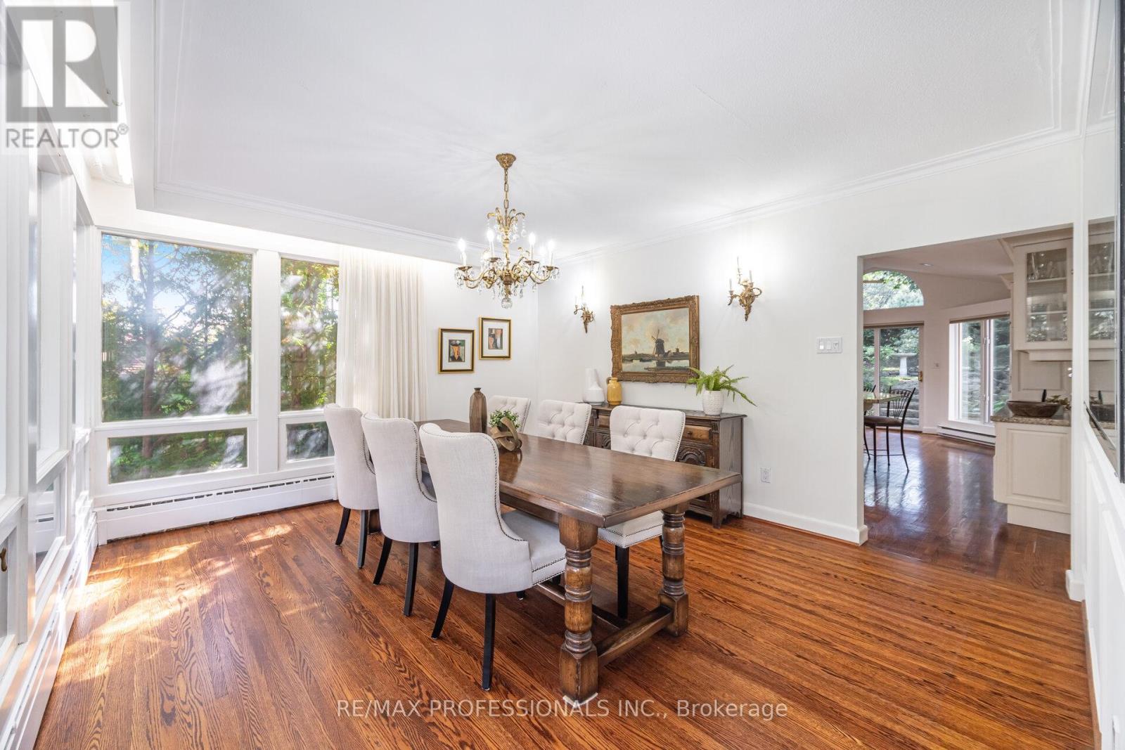 32 Edenbrook Hill, Toronto (Edenbridge-Humber Valley), Ontario  M9A 3Z6 - Photo 22 - W12442517