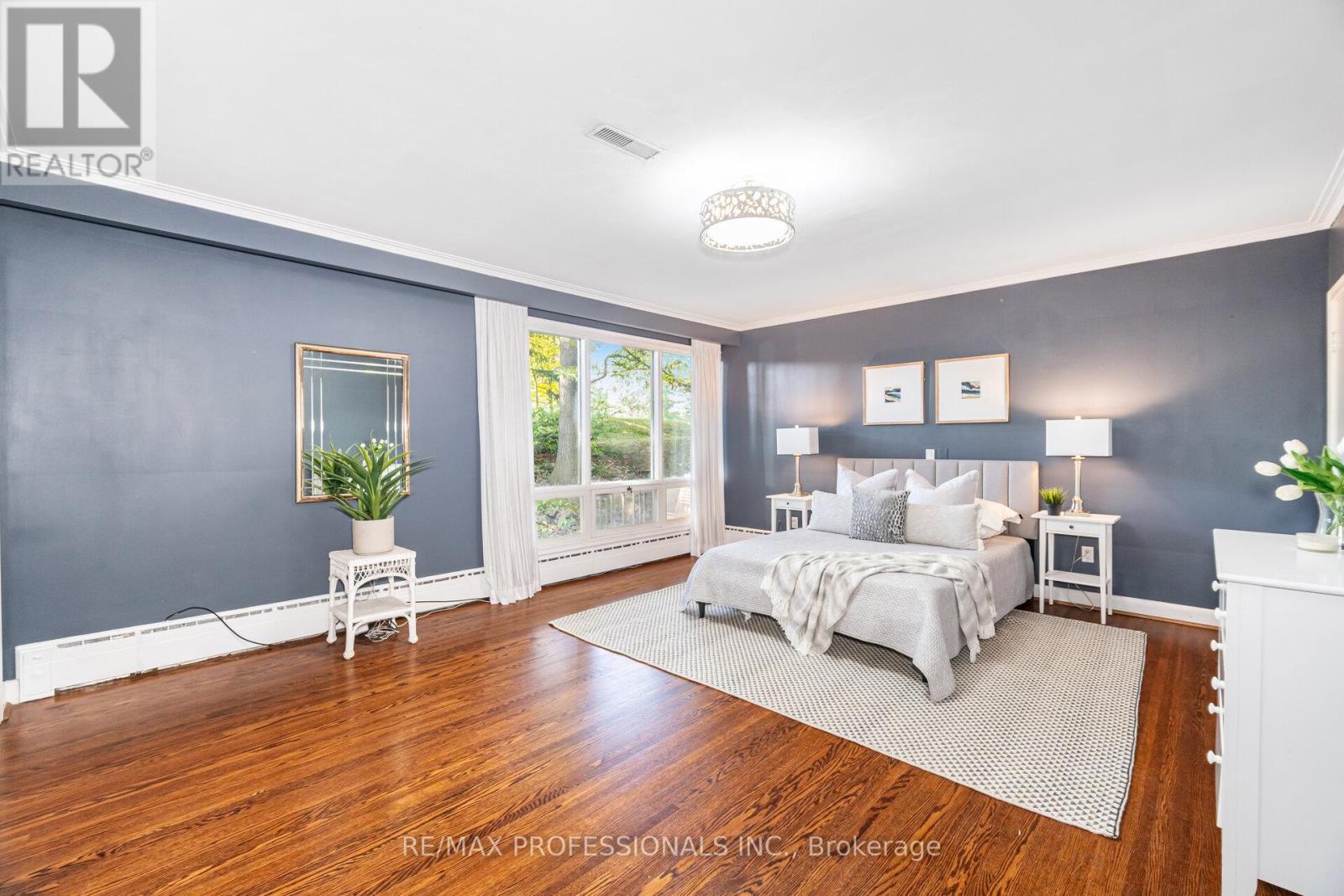 32 Edenbrook Hill, Toronto (Edenbridge-Humber Valley), Ontario  M9A 3Z6 - Photo 27 - W12442517
