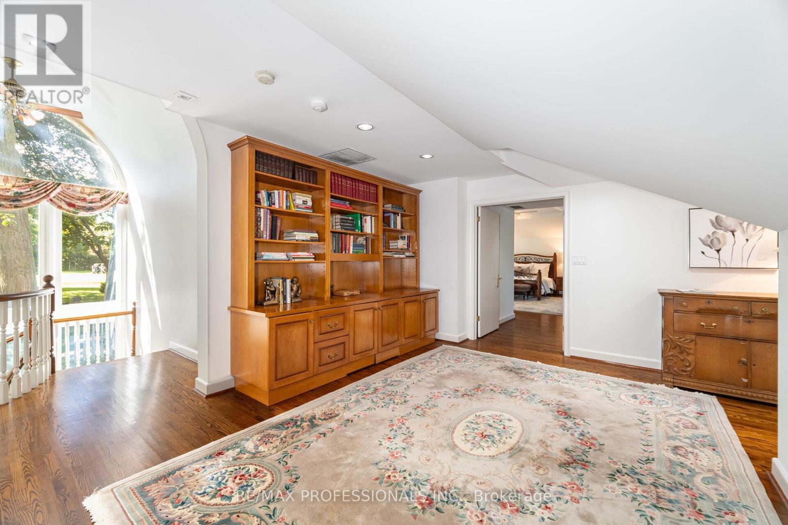 32 Edenbrook Hill, Toronto (Edenbridge-Humber Valley), Ontario  M9A 3Z6 - Photo 33 - W12442517