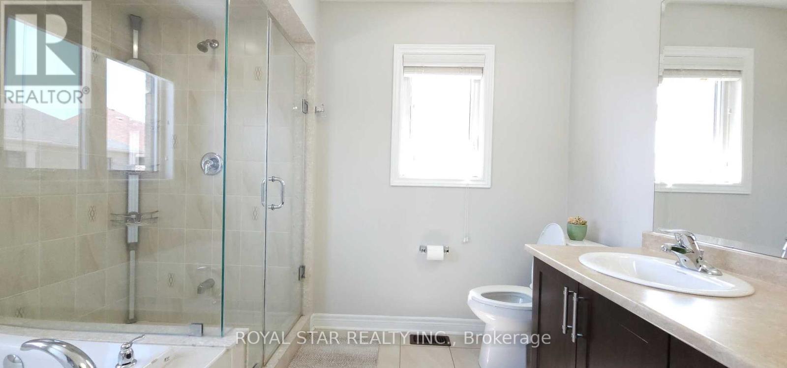13 Danielsgate Road, Brampton, Ontario  L6R 3X4 - Photo 10 - W12442541