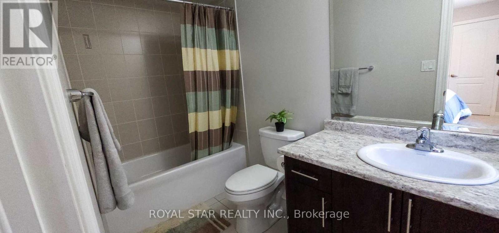 13 Danielsgate Road, Brampton, Ontario  L6R 3X4 - Photo 12 - W12442541
