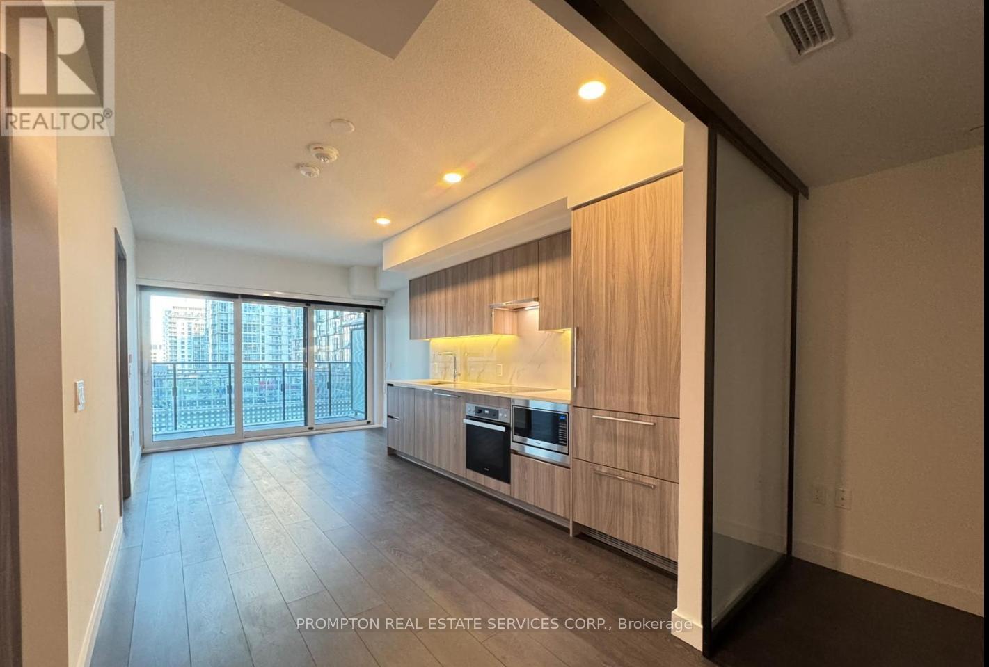 617 - 1 Concord Cityplace Way, Toronto, Ontario  M5V 0X3 - Photo 15 - C12442551