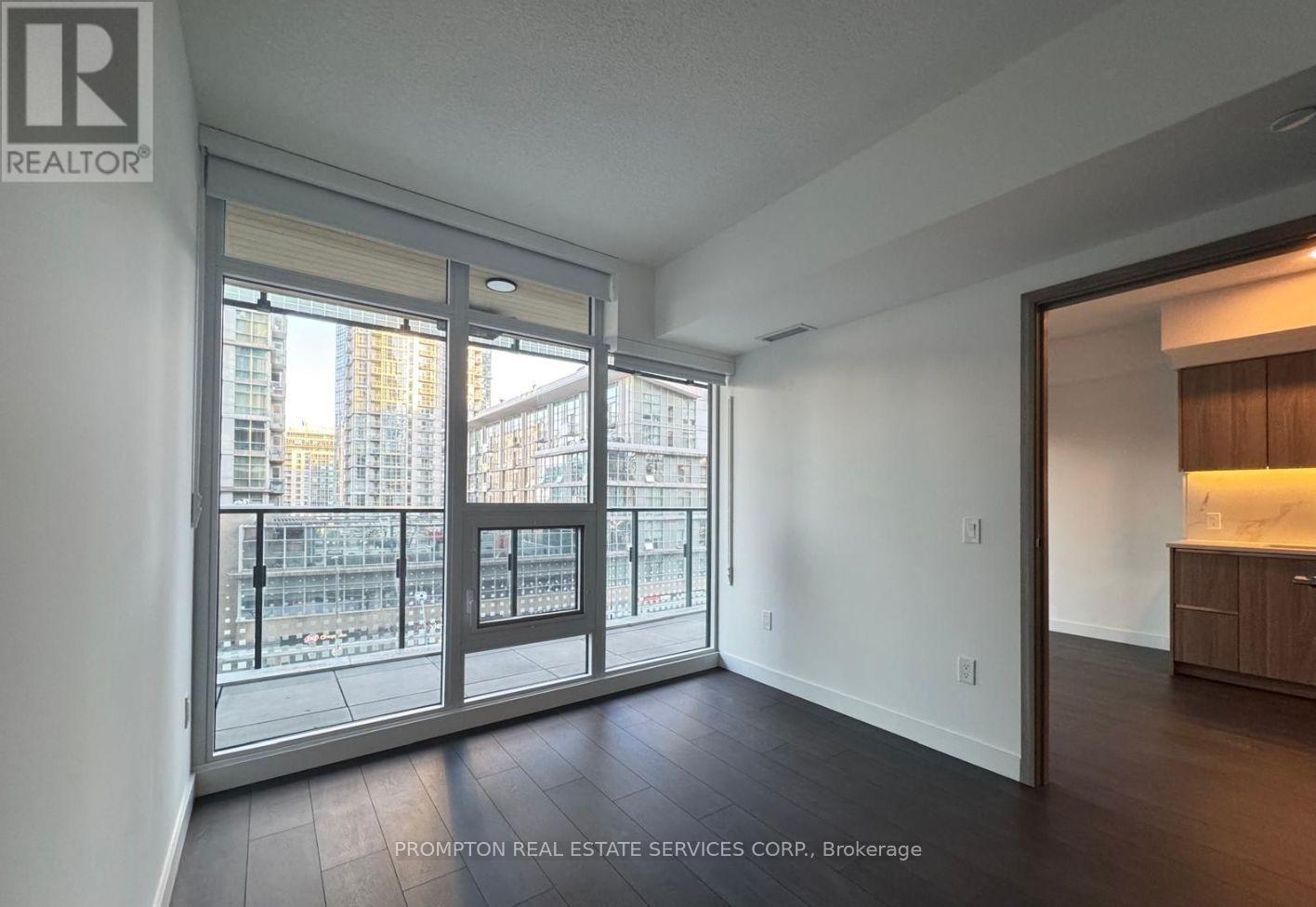 617 - 1 Concord Cityplace Way, Toronto, Ontario  M5V 0X3 - Photo 19 - C12442551
