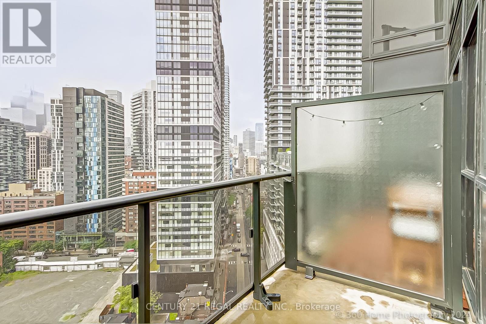 Ph105 - 219 Dundas Street E, Toronto, Ontario  M5A 0V1 - Photo 11 - C12442586