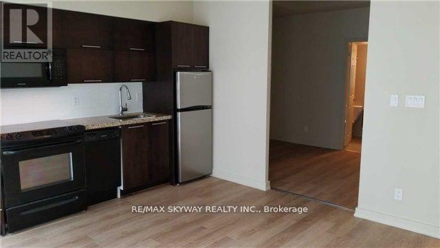 709 - 126 Simcoe Street, Toronto, Ontario  M5H 4E6 - Photo 9 - C12442600