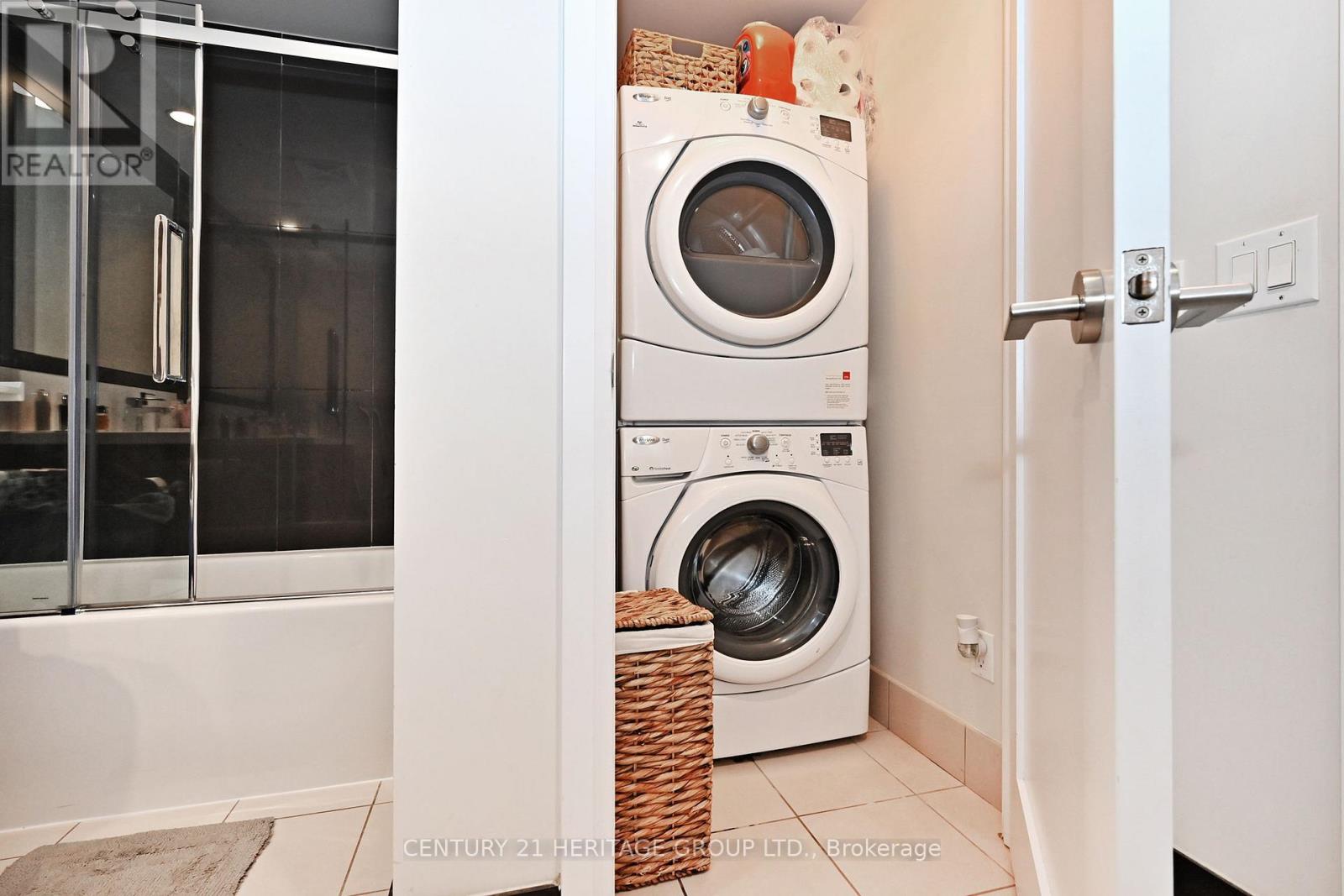 1922 - 5 Sheppard Avenue E, Toronto, Ontario  M2N 0G4 - Photo 18 - C12442610
