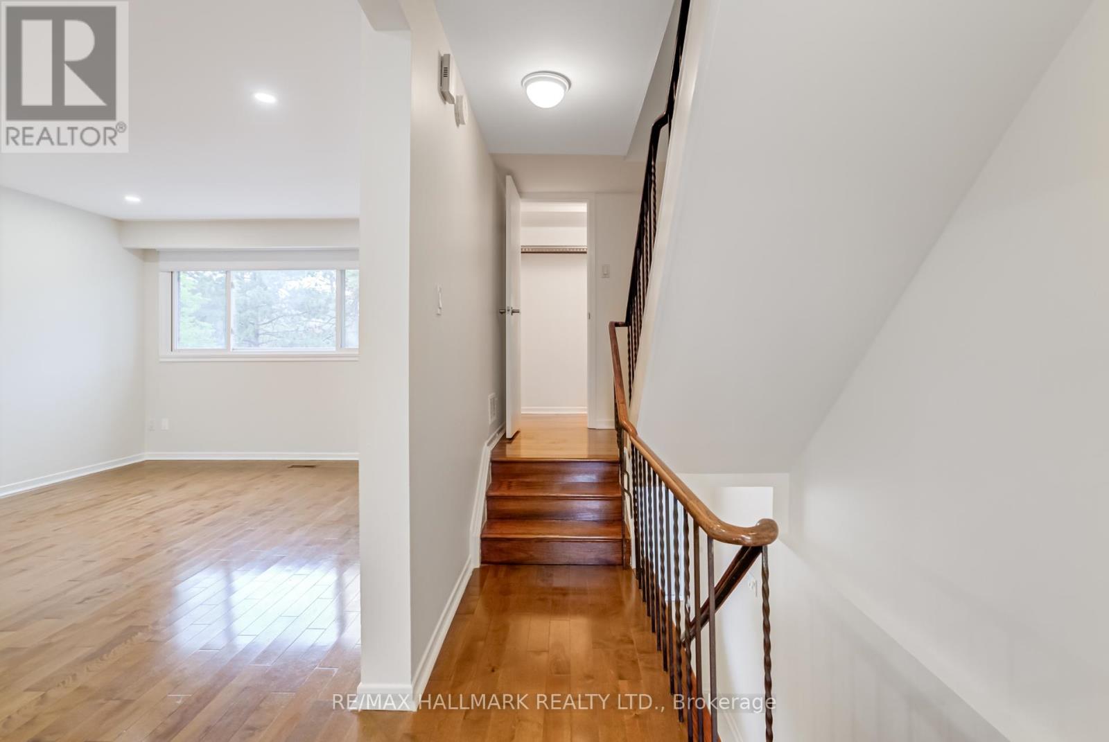 50 Song Meadoway, Toronto, Ontario  M2H 2T7 - Photo 22 - C12442612