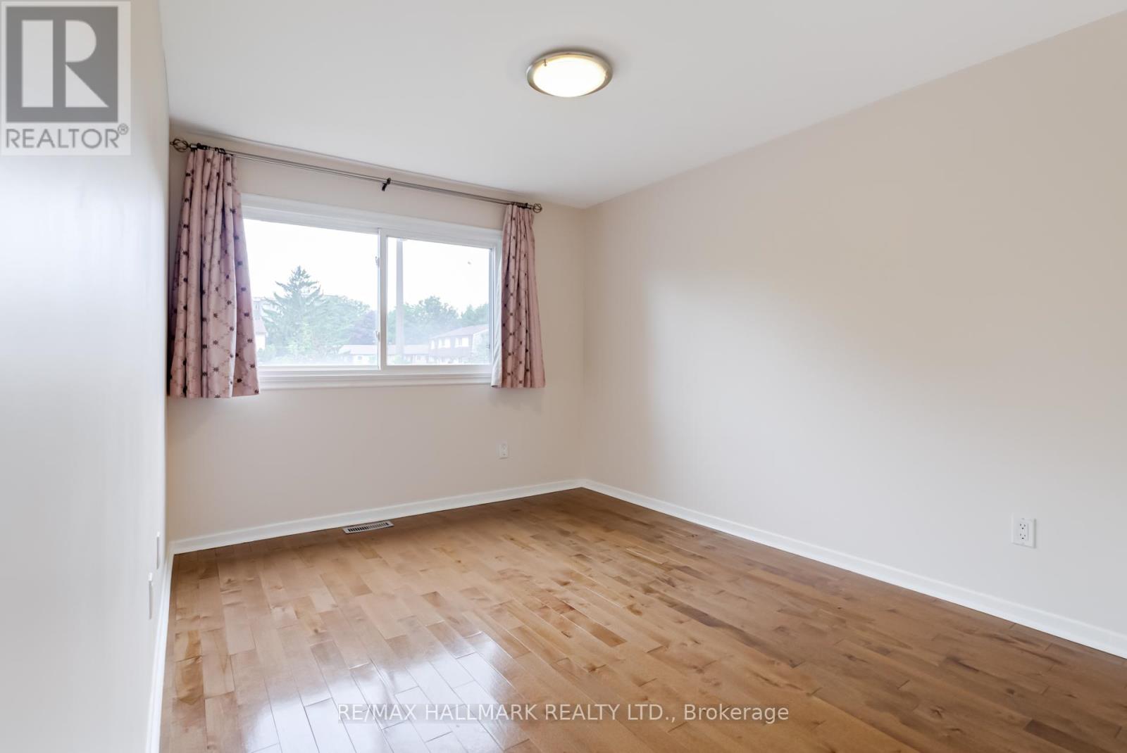 50 Song Meadoway, Toronto, Ontario  M2H 2T7 - Photo 28 - C12442612