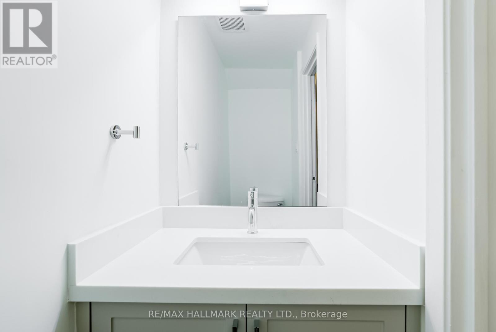 50 Song Meadoway, Toronto, Ontario  M2H 2T7 - Photo 40 - C12442612