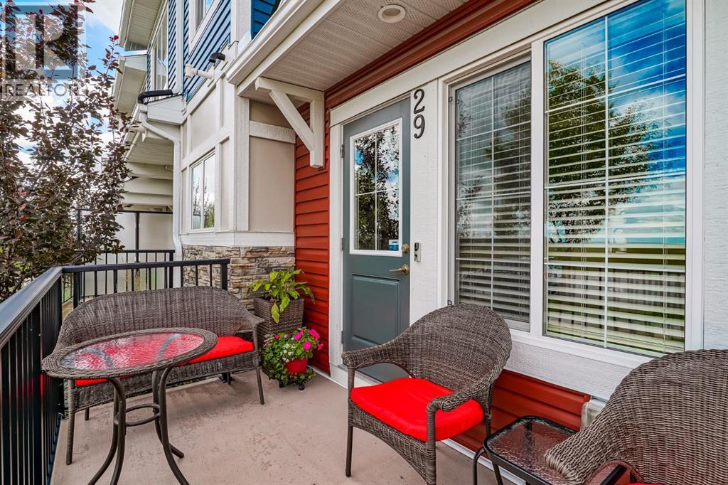 29 Nolancrest Gate Nw, Calgary, Alberta  T3R 0Y1 - Photo 4 - A2258512