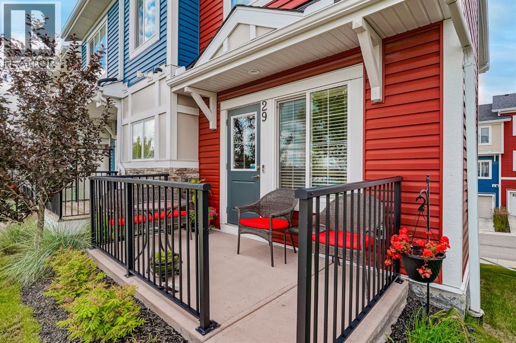 29 Nolancrest Gate Nw, Calgary, Alberta  T3R 0Y1 - Photo 3 - A2258512
