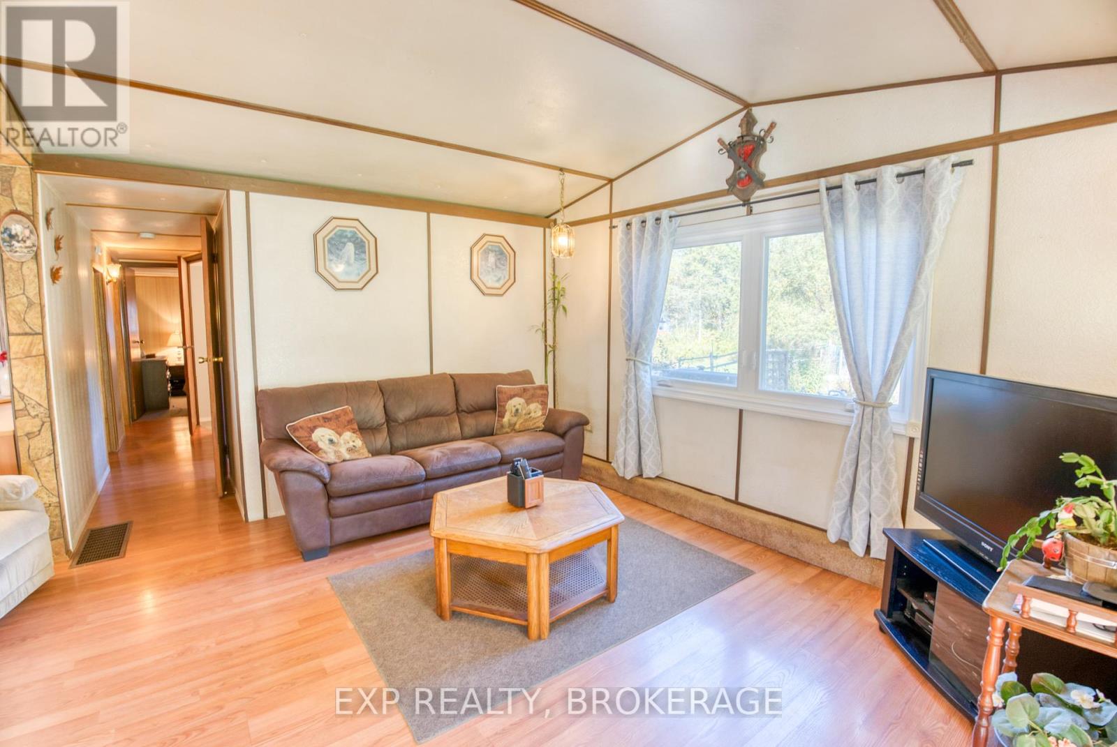1103 Harold Road, Frontenac, Ontario  K0H 2E0 - Photo 9 - X12442684