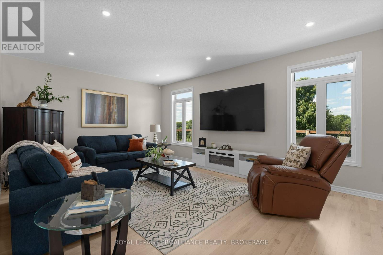 1713 Executive Avenue, Kingston, Ontario  K7P 0L9 - Photo 9 - X12442811