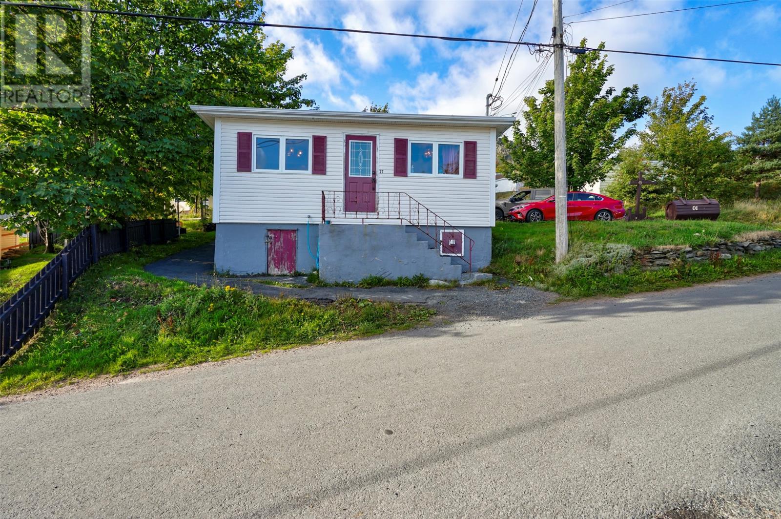 27 Meadow Road, Upper Island Cove, Newfoundland & Labrador  A0A 4E0 - Photo 1 - 1291168