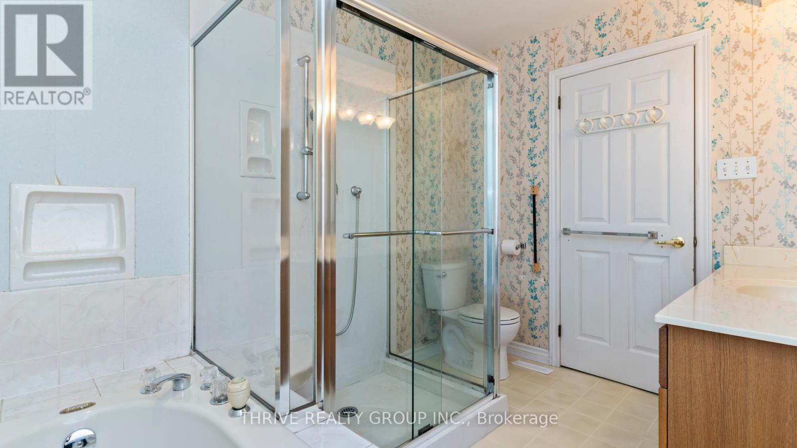 217 Mary Avenue, London South (South D), Ontario  N6J 3L8 - Photo 23 - X12442707