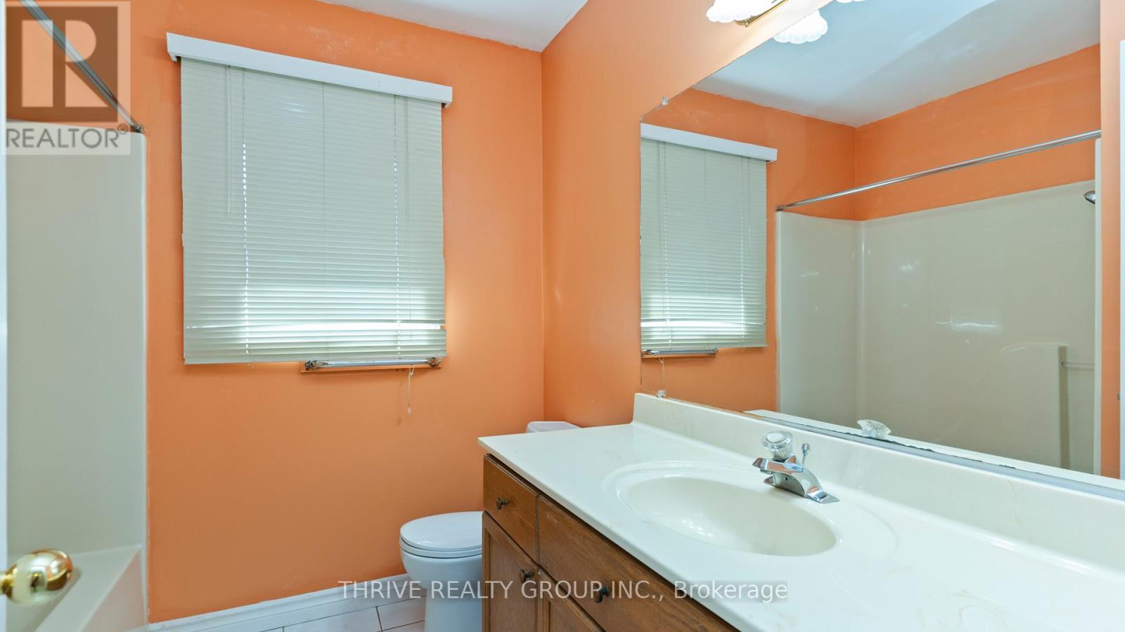 217 Mary Avenue, London South (South D), Ontario  N6J 3L8 - Photo 25 - X12442707
