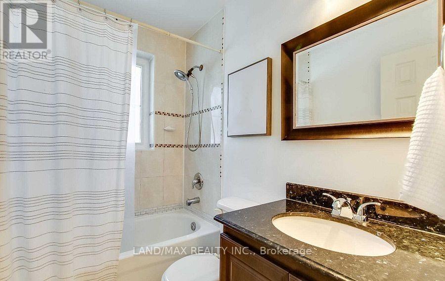 464 Warden Avenue, Toronto (Oakridge), Ontario  M1L 3Z1 - Photo 3 - E12442548