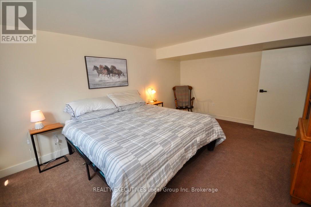 1 Springdale Drive, North Bay, Ontario  P1B 8G2 - Photo 28 - X12411541